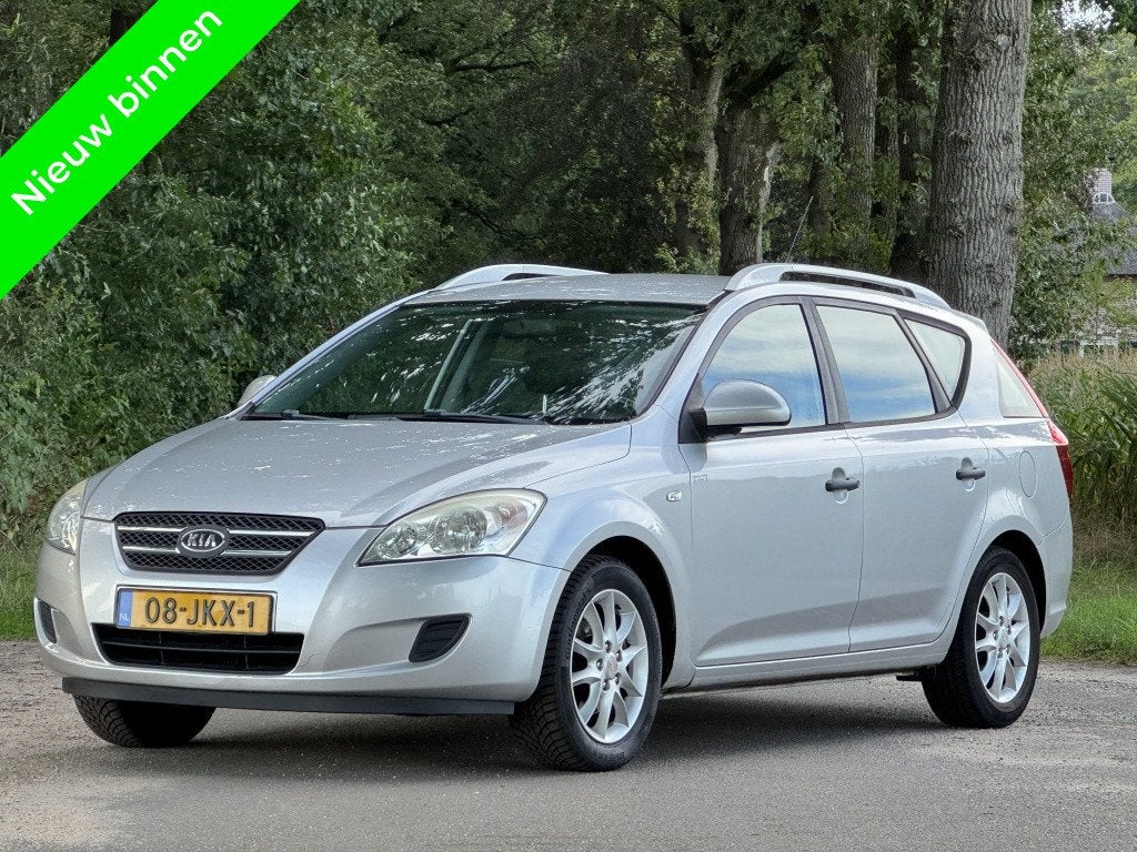 Kia cee'd Sporty Wagon apk 7-27 nette a 1.4 Fifteen ISG, Gebruikt, 4 cilinders, 1396 cc, Handgeschakeld