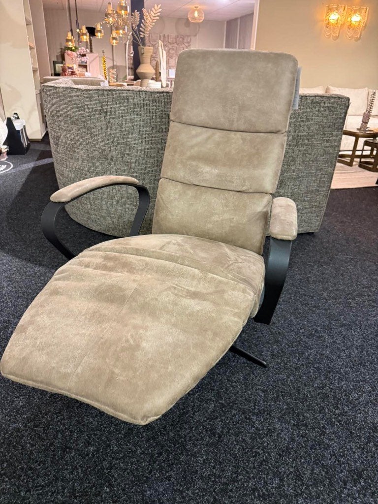Relaxfauteuil 7059,  Hjort Knudsen-Large uitvoering, Ophalen, Minder dan 75 cm, Nieuw, Hjort Knudsen