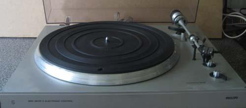 Philips draaitafel AF677 zilver/grijs nw naald & snaar..mooi, Audio, Tv en Foto, Platenspelers, Ophalen of Verzenden, Refurbished