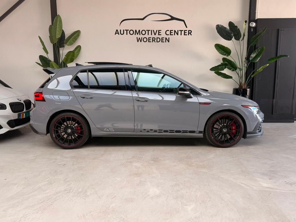 Volkswagen GOLF 2.0 TSI GTI 45 JAAR AKRAPOVIC DSG PANO CAMER, 15 km/l, Gebruikt, 4 cilinders, 1984 cc