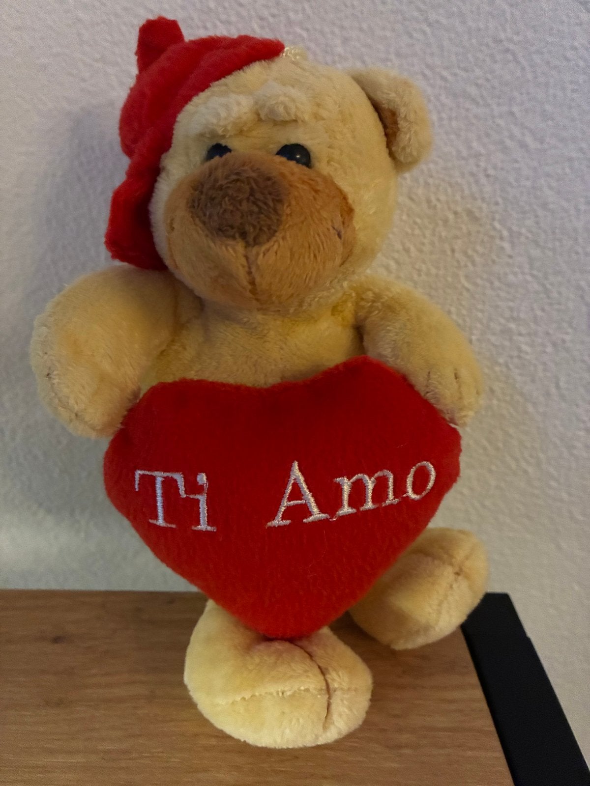 Lieve knuffelbeer met 'Ti Amo' hartje en zuignap, Overige merken, Overige karakters, Beer, Ophalen of Verzenden