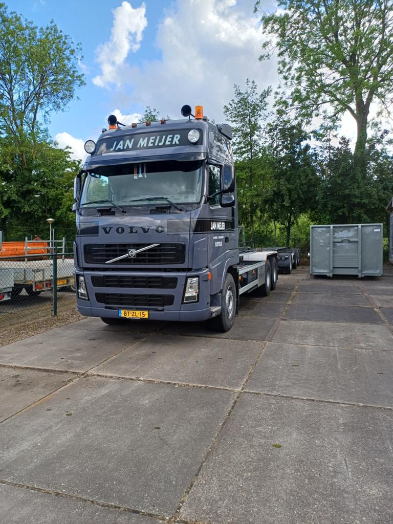 VOLVO FH 12.520 met HTS kabelsysteem, Bedrijf, Te koop