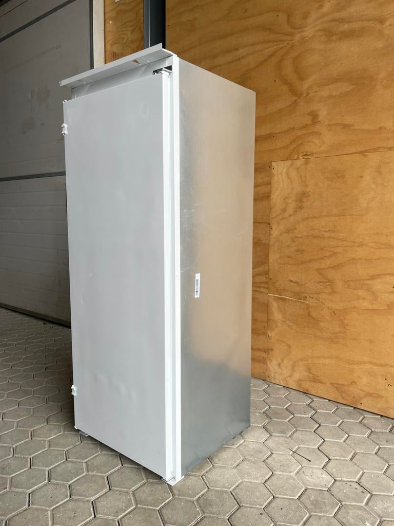 BAUKNECHT KOELKAST inbouw KOELER nis 140 z vriesvak 241 ltr, Ophalen, Zonder vriesvak, 120 tot 140 cm, 200 liter of meer