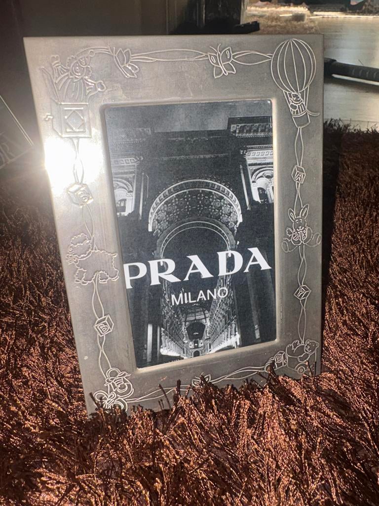 Leuke fotolijst prada, Ophalen of Verzenden, Gebruikt