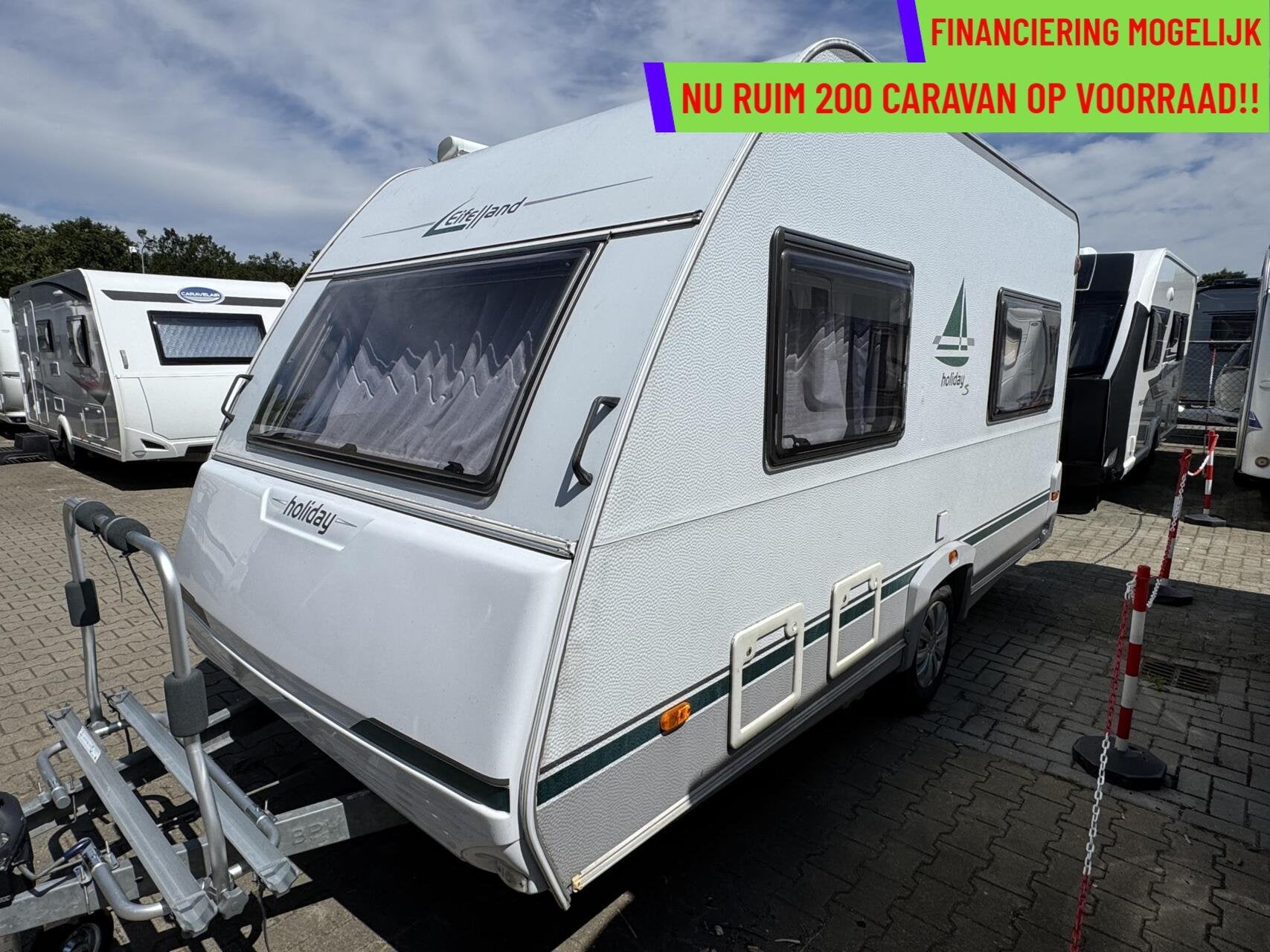 Eifelland HOLIDAY S, DWARSBED, MOVER, LUIFEL, TREINZIT, Bedrijf, Treinzit, 750 - 1000 kg, Eifelland