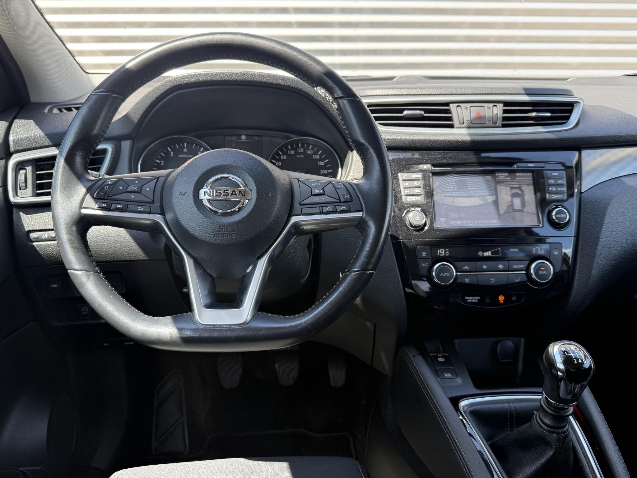 Nissan Qashqai 1.2 Tekna Navi|Pano|360 Camera|Clima|Cruise|N, Auto's, Voorwielaandrijving, Gebruikt, Euro 6, 4 cilinders