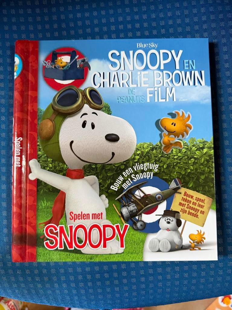 Snoopy en Charlie Brown De Peanuts Film boekje - Nieuwstaat, Ophalen of Verzenden, Zo goed als nieuw