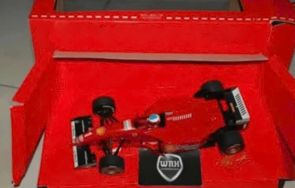 1:18 FERRARI F1 1996 Schumacher Minichamps in doos WRH, Verzenden, Zo goed als nieuw, Auto, Hot Wheels