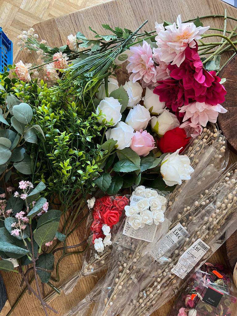 Kunstbloemen en Kunstguirlande, Ophalen, Kunstbloem, Zo goed als nieuw, Kunststof