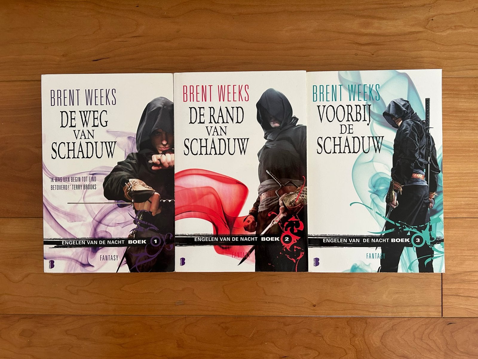 Engelen van de Nacht - Brent Weeks (Complete Trilogie), Ophalen, Zo goed als nieuw