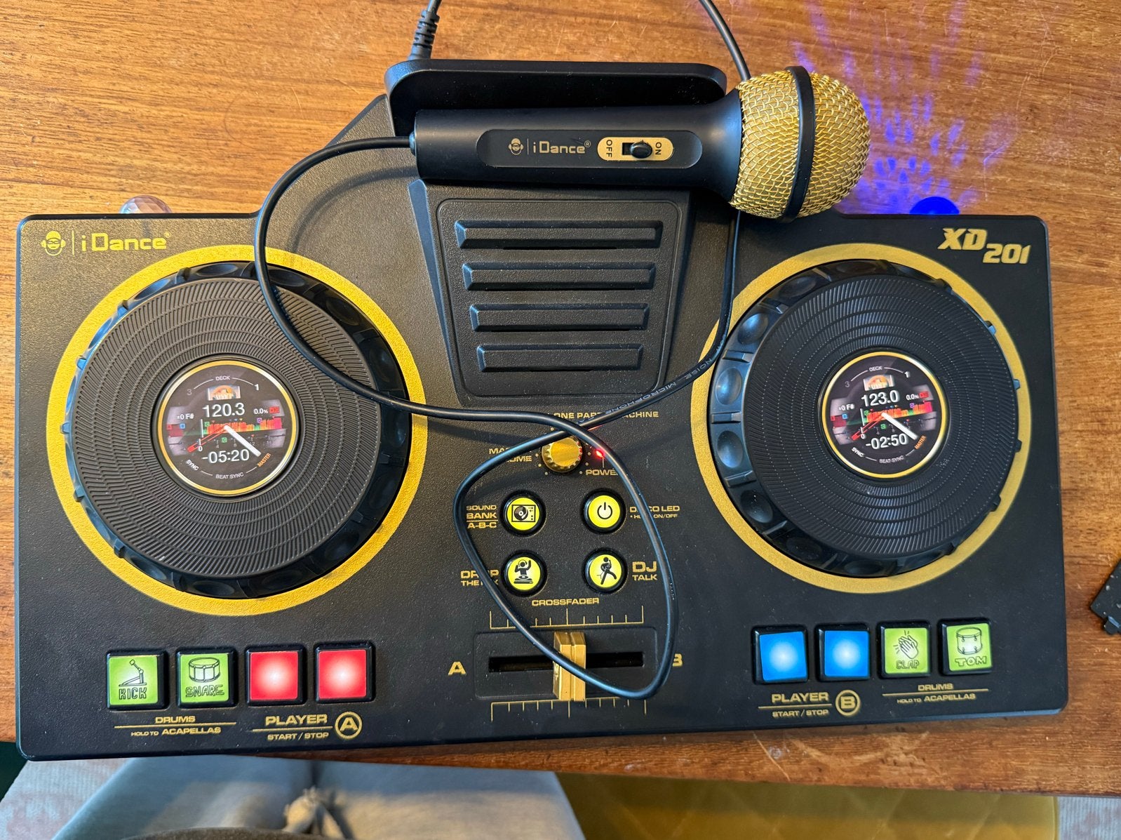 iDance XD201 DJ-set met microfoon - Zeer goede staat, Ophalen of Verzenden, Zo goed als nieuw, Jongen of Meisje