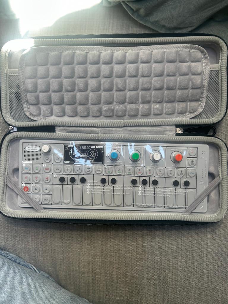 Teenage Engineering OP-1, Overige merken, Met midi-aansluiting, Zo goed als nieuw, Overige aantallen