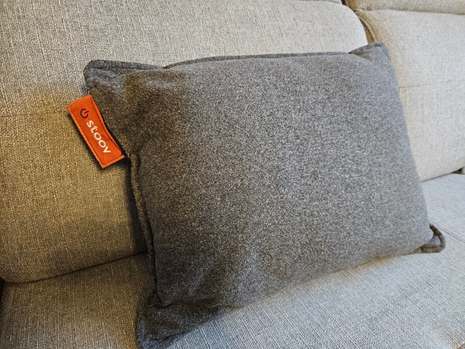 Stoov Ploov 60x40 cm, Huis en Inrichting, Ophalen of Verzenden, Zo goed als nieuw, Grijs, Textiel