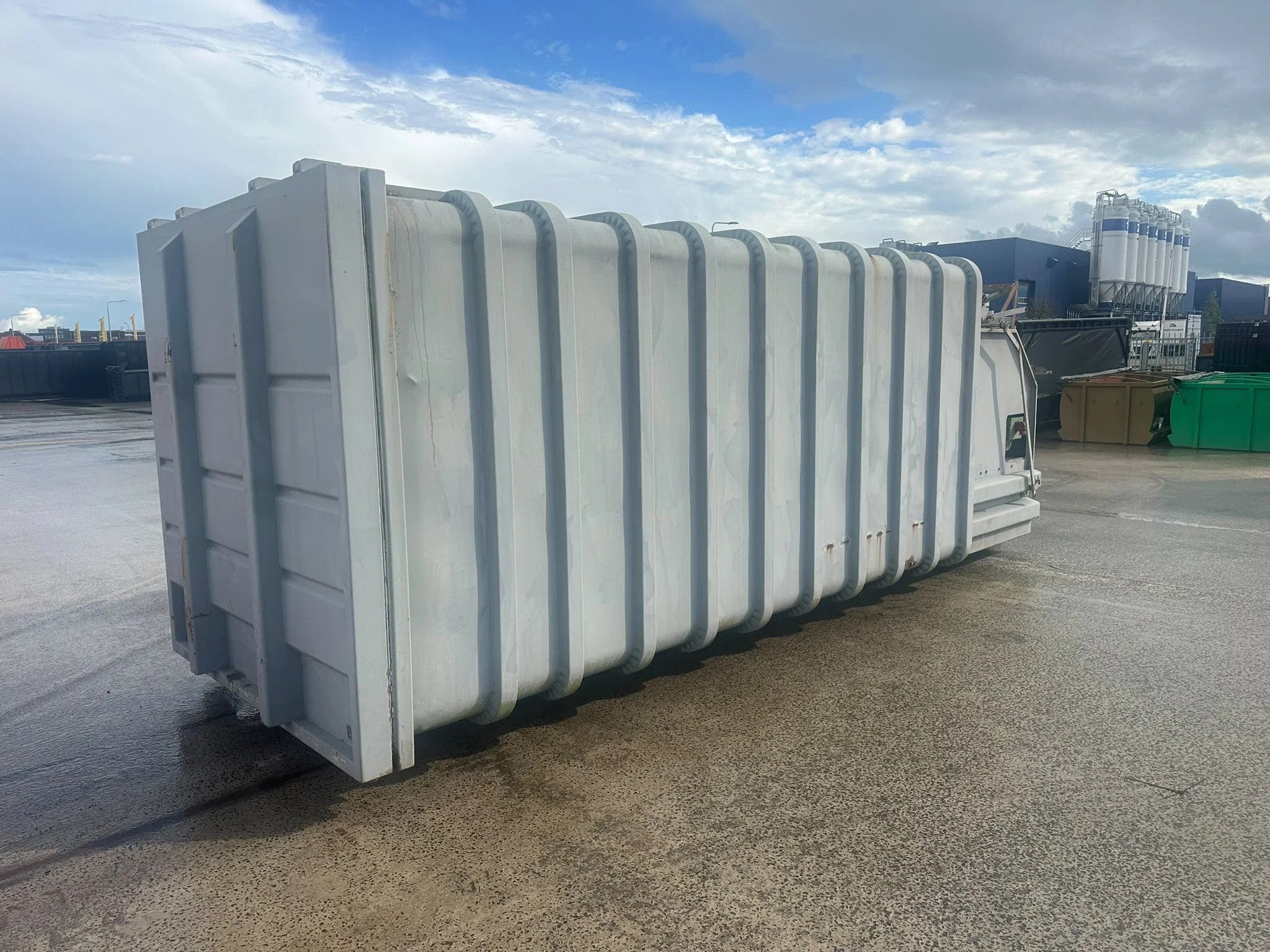 KIGGEN 20m3 perscontainer gebruikt, Zakelijke goederen