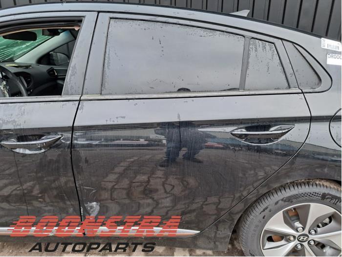 Portier 4Deurs links-achter van een Hyundai Ioniq (Ioniq 16-, Gebruikt, -, Deur, -