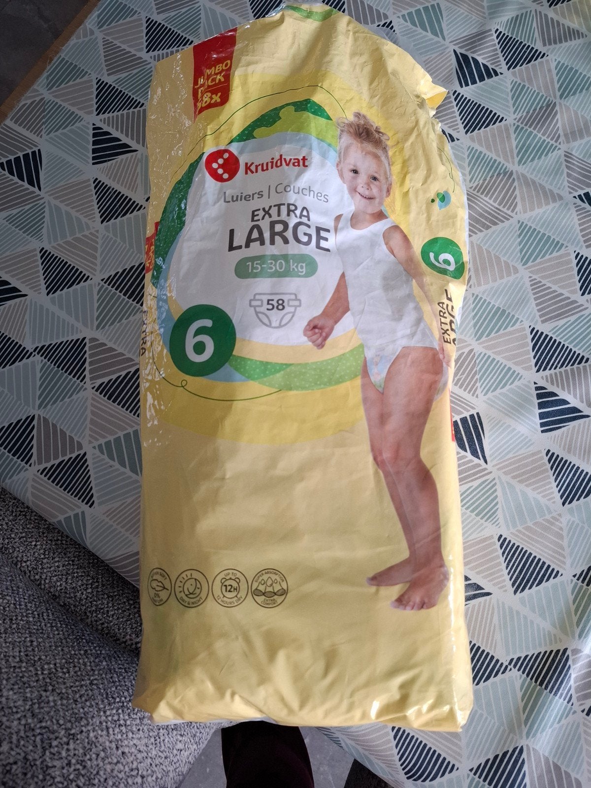 Gratis 18 stuks Luiers maat 6, Ophalen, Jongetje of Meisje, One size, Nieuw