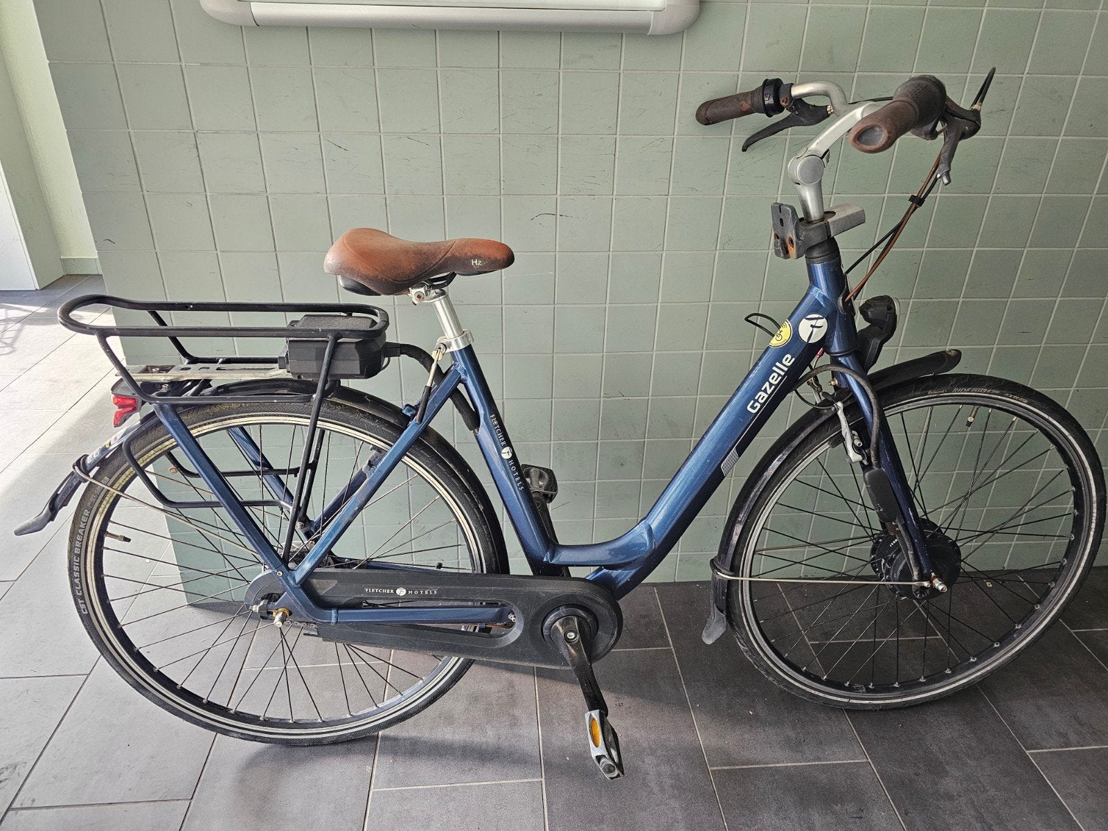 Gazelle damesfiets 28 inch (Opknapper of als normal fiets), Fietsen en Brommers, Fietsen | Dames | Damesfietsen, Gebruikt, Gazelle