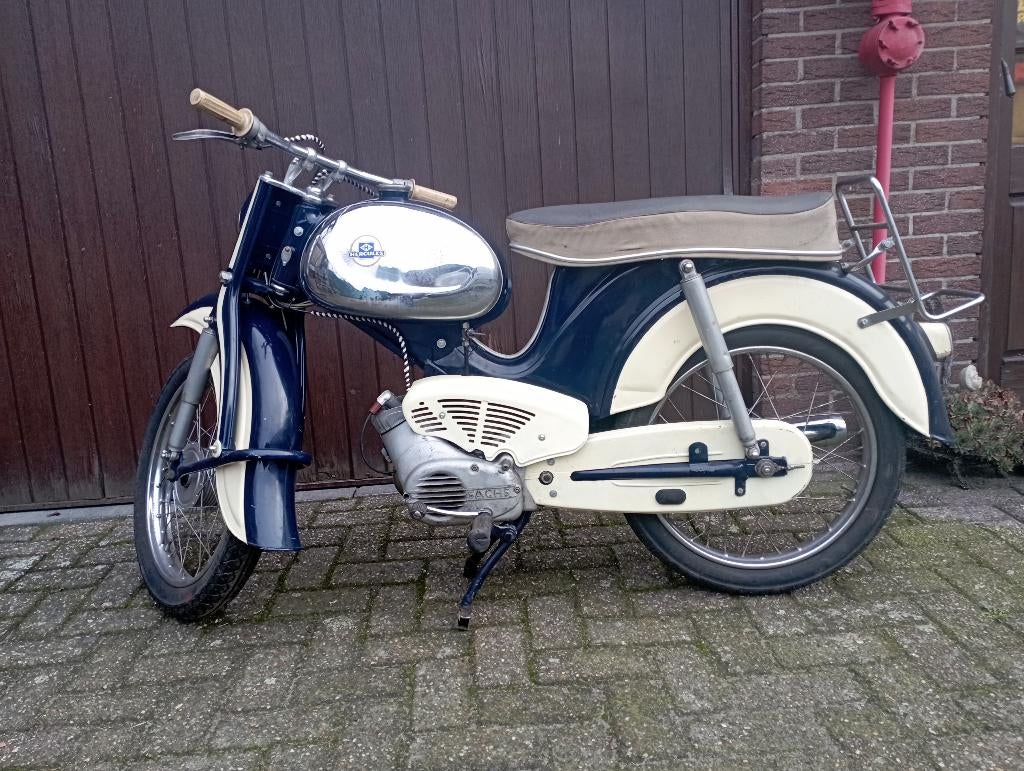 HERCULES, Fietsen en Brommers, Brommers | Oldtimers, Overige merken, Maximaal 45 km/u, Ophalen
