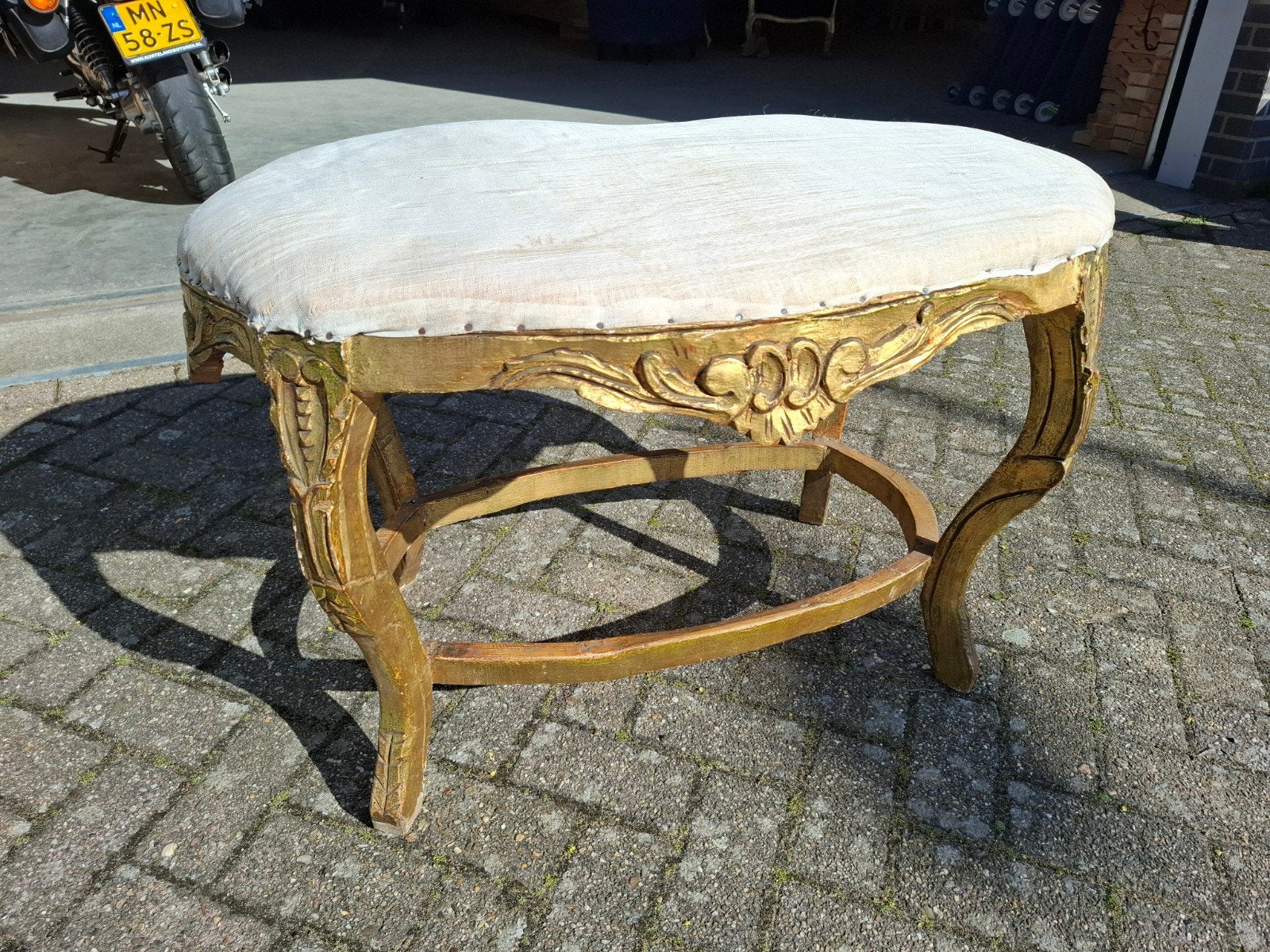 Barok Loveseat/ottoman, Ophalen