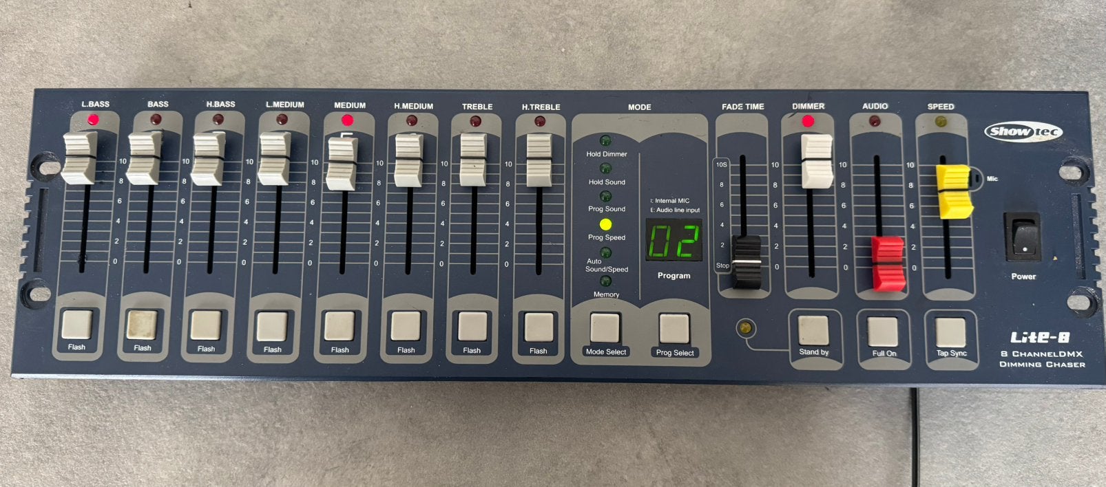 Showtec Lite-8 – 8-Kanaals DMX Dimmer Controller, Muziek en Instrumenten, Ophalen of Verzenden, Gebruikt, Licht