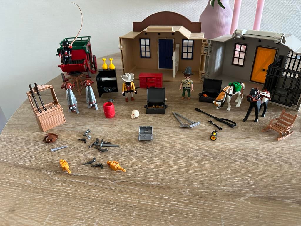 Playmobil Western set met koets en sheriffkantoor, Ophalen of Verzenden, Gebruikt, Jongen of Meisje