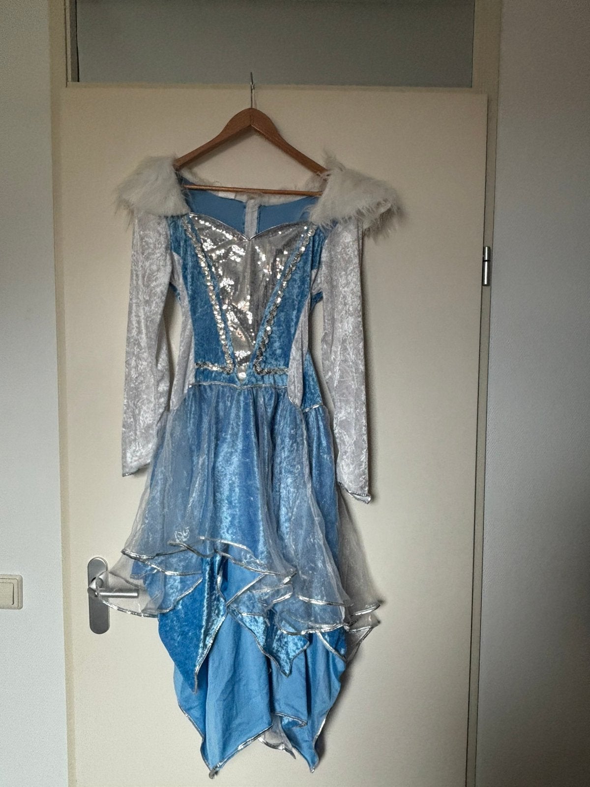 IJsprinses verkleedjurk, Ophalen of Verzenden, Zo goed als nieuw, Maat 36 (S), Carnaval