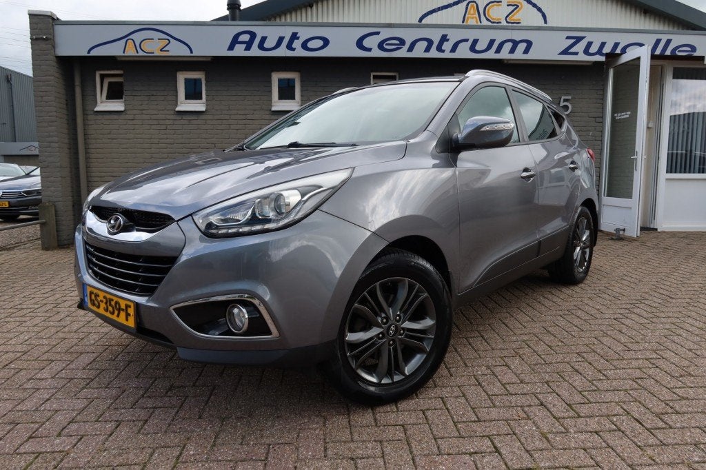 Hyundai IX35 1.6I GDI GO!, NAVI, CAMERA, HALF LEDER, TREKHAA, Auto's, Voorwielaandrijving, Electronic Stability Program (ESP)