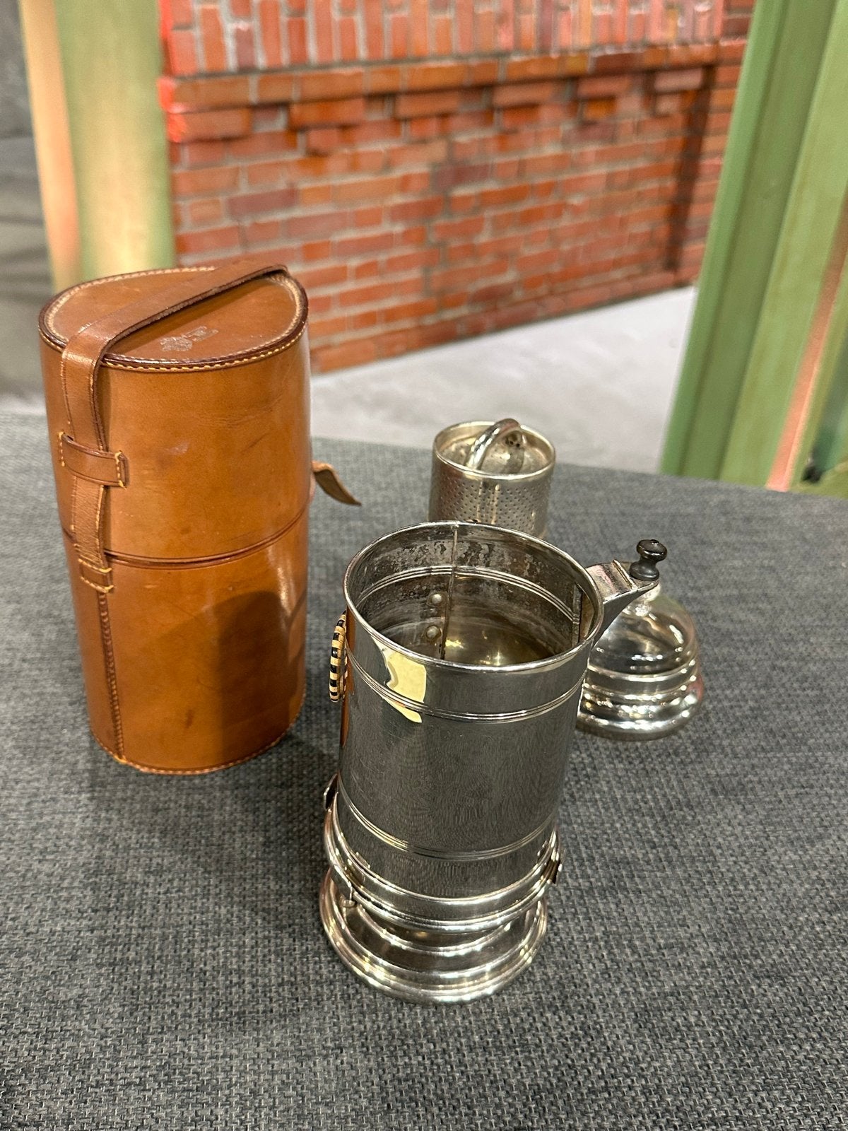 Antieke Bing  zilveren koffie- of theepot met lederen etui, Antiek en Kunst, Ophalen of Verzenden