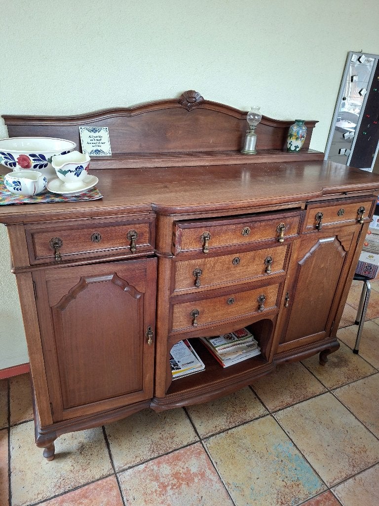 Dressoir antiek, Ophalen