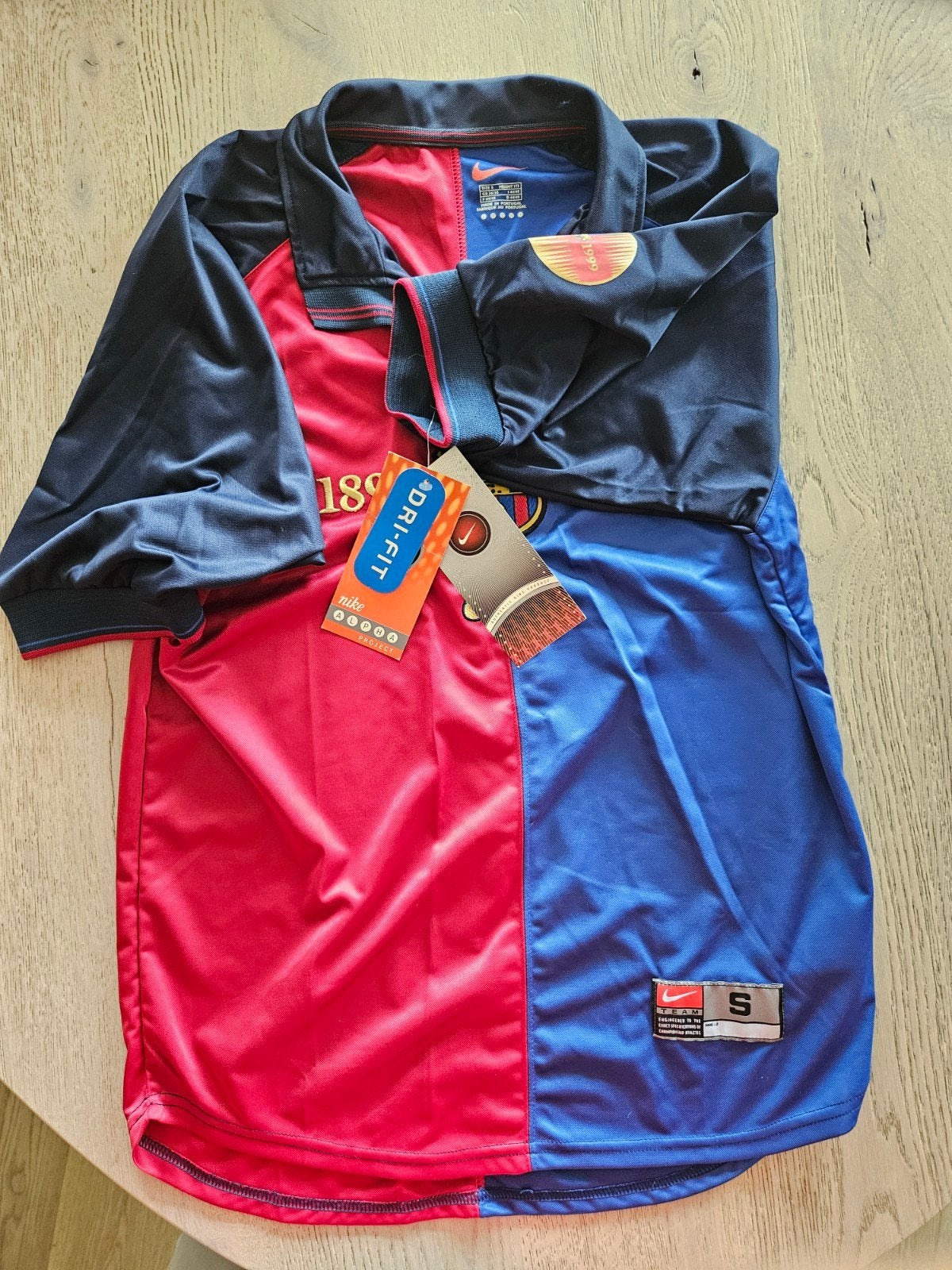 Nike Dri-FIT Voetbalshirt Barcelona Maat S Nieuw, Kleding | Heren, Sportkleding, Meerkleurig, Nike, Nieuw, Ophalen of Verzenden