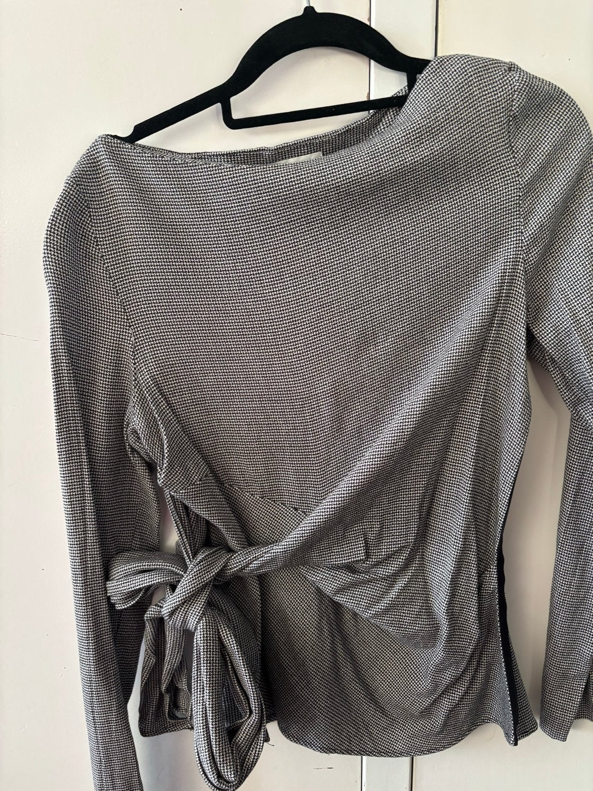 Zara top met lange mouwen en strikdetail, Zwart, Ophalen of Verzenden, Zo goed als nieuw, Lange mouw