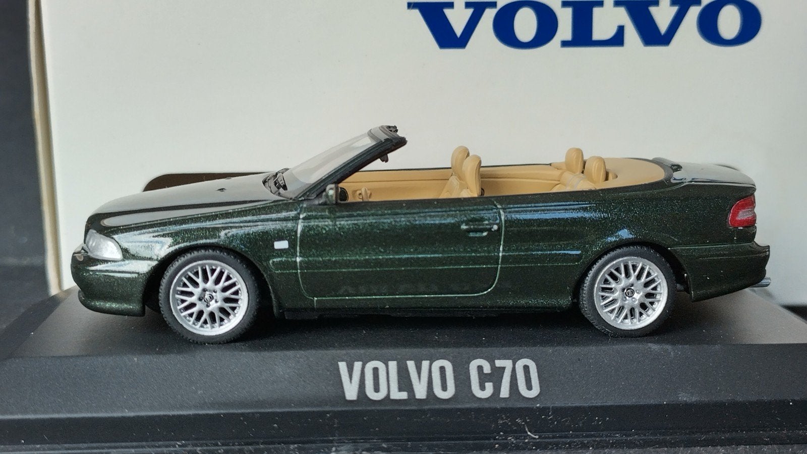 Volvo C70 Cabrio 1:43 Minichamps Pol, Auto, Verzenden, Pauls Model Art, Zo goed als nieuw