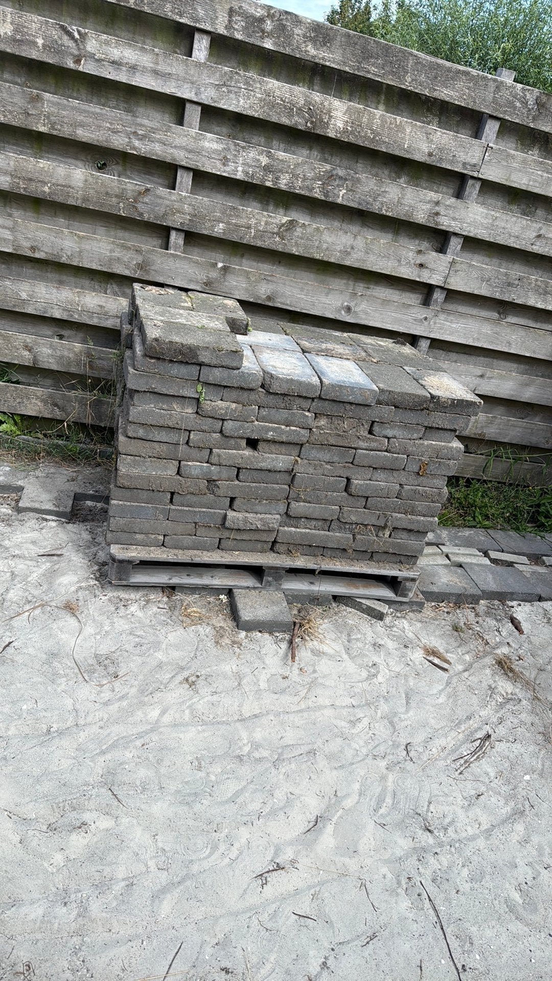 GRATIS Tegels 30x20 antraciet 11m2, Tuin en Terras, Tegels en Klinkers, Ophalen, Zo goed als nieuw, Beton, Terrastegels