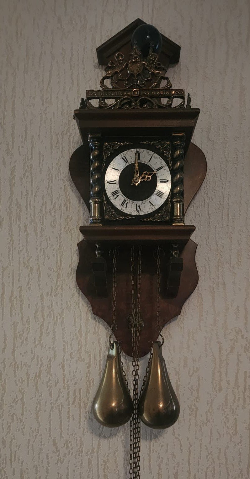 antieke klok, Ophalen