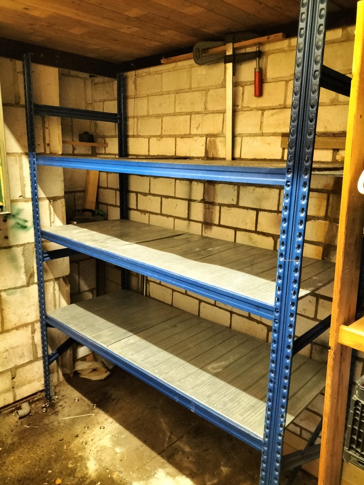 Stelling met aluminium legborden, Ophalen
