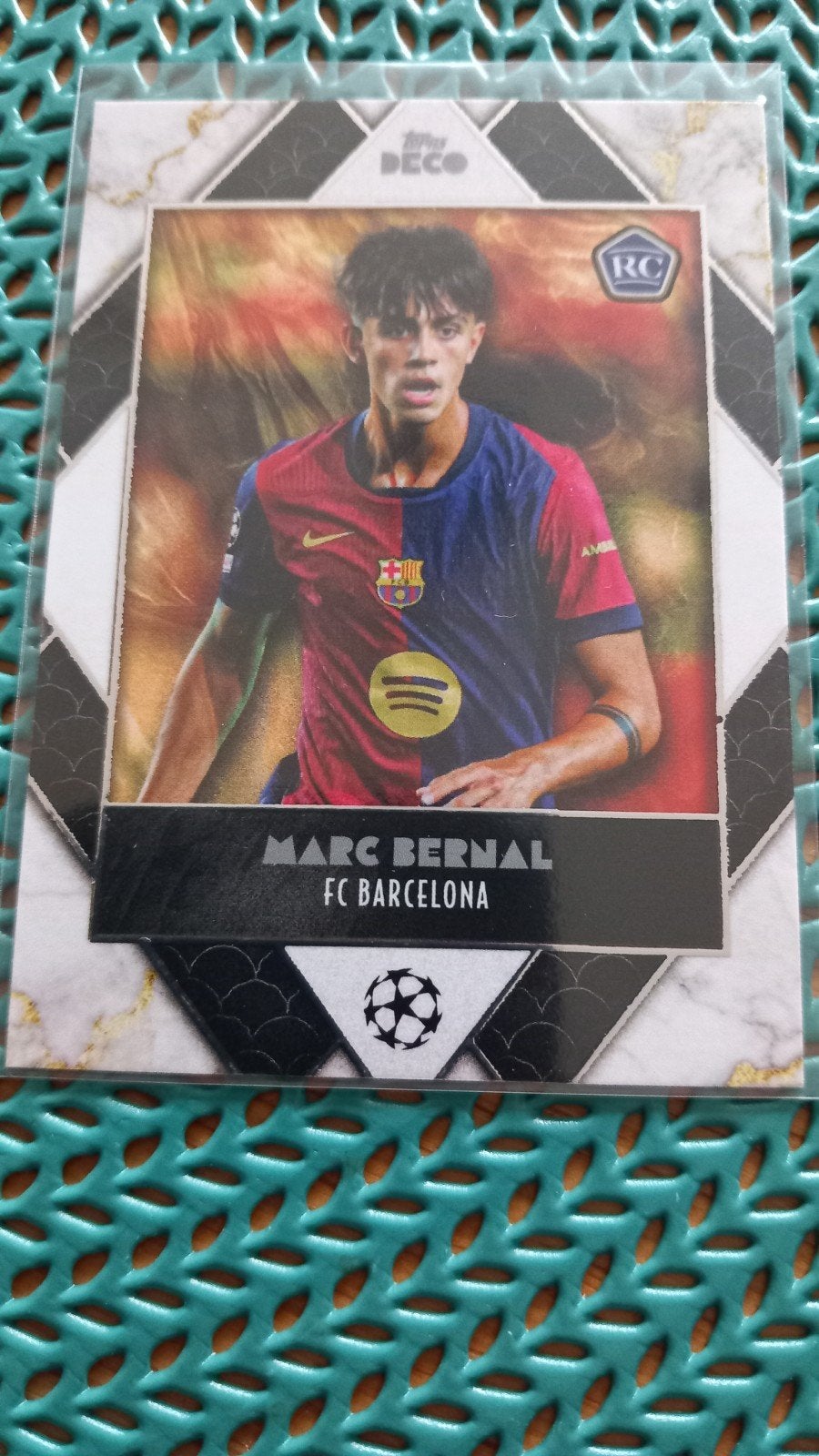 Marc Bernal FC Barcelona Topps Deco Prodigy Spelerskaart, Verzenden, Zo goed als nieuw, Buitenlandse clubs, Spelerskaart