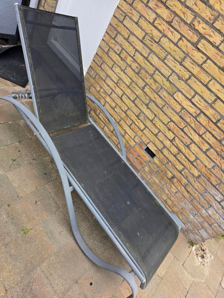 Ligbed / Tuinbed - Verstelbaar en Comfortabel, Tuin en Terras, Ligbedden, Ophalen, Gebruikt, Metaal, Verstelbaar