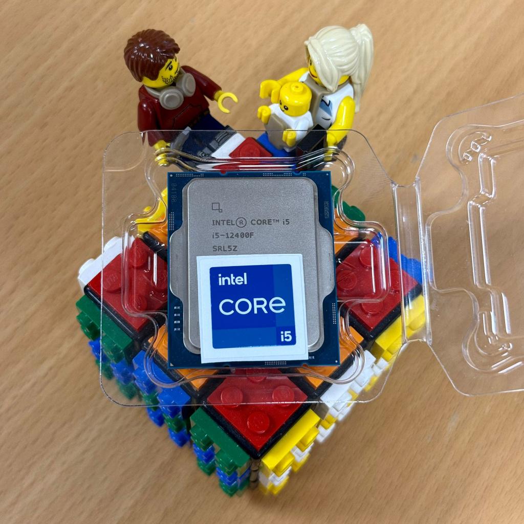 Intel Core i5-12400F Processor, Computers en Software, Processors, 6-core, Ophalen of Verzenden, Zo goed als nieuw, 4 Ghz of meer