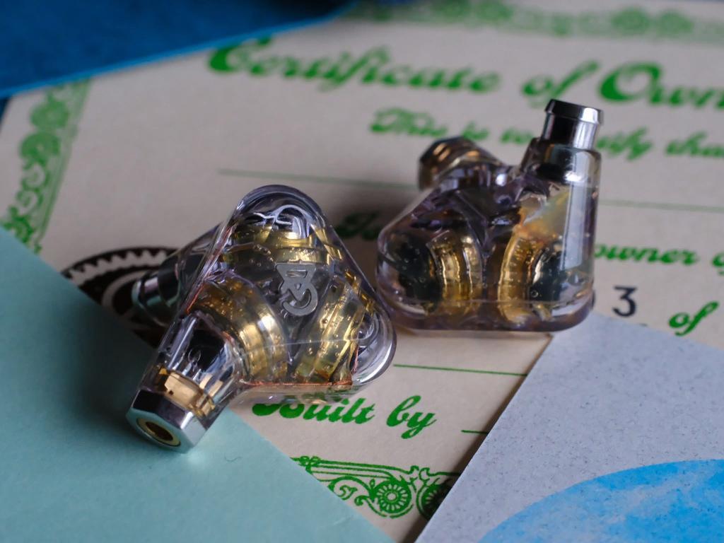 Campfire audio Trifecta Limited Edition -  IEM, Ophalen of Verzenden, Zo goed als nieuw, Zilver, Overige merken