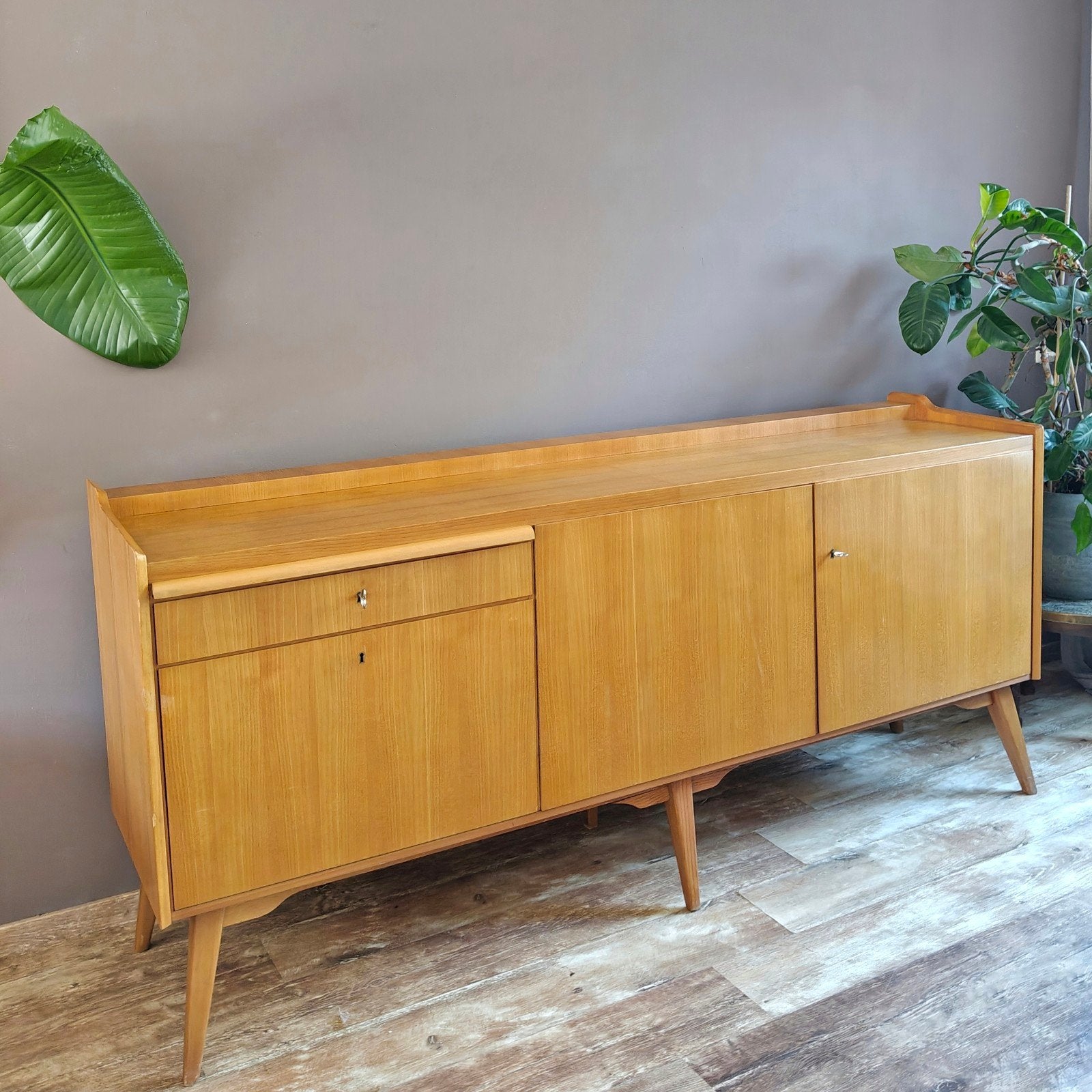 Vintage dressoir/buffetkast, Huis en Inrichting, Ophalen, Gebruikt, Met deur(en), 150 tot 200 cm