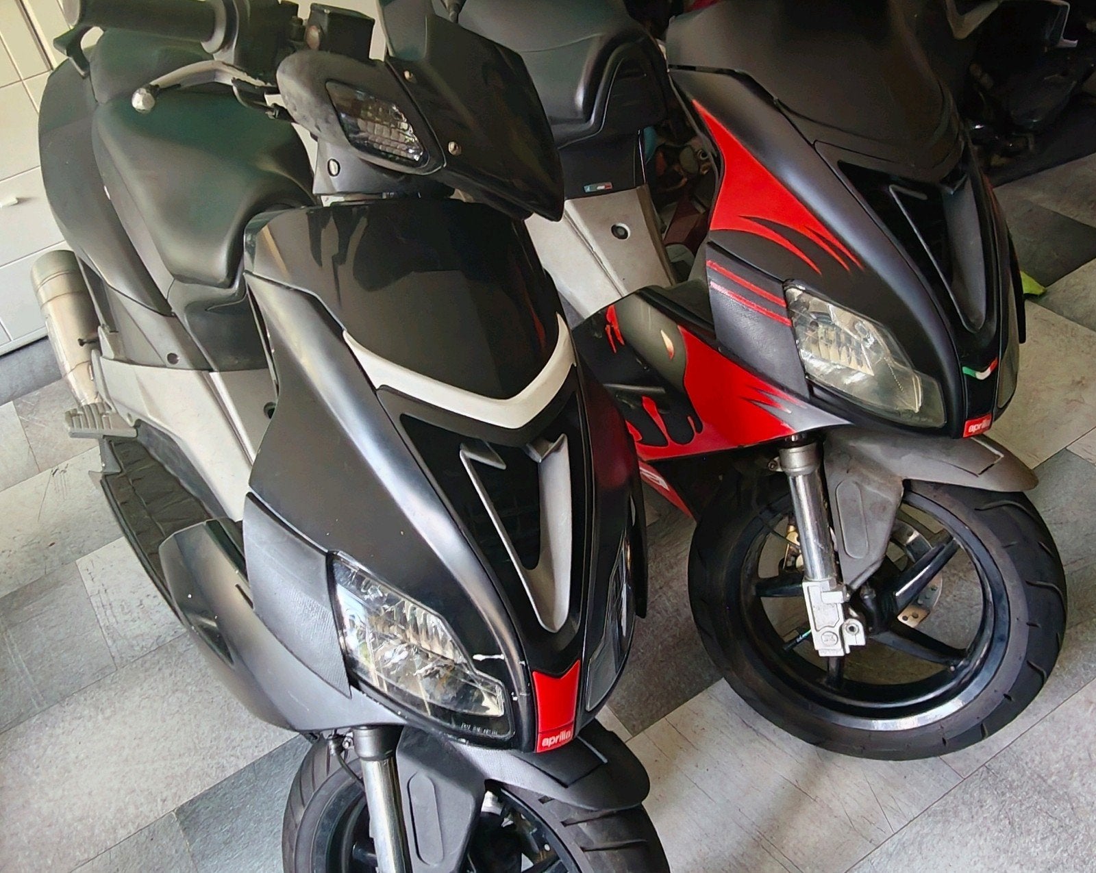 Aprilia SR 50 2takt Factory LC DD CARB., Ophalen, Tweetakt, Gebruikt, Maximaal 45 km/u