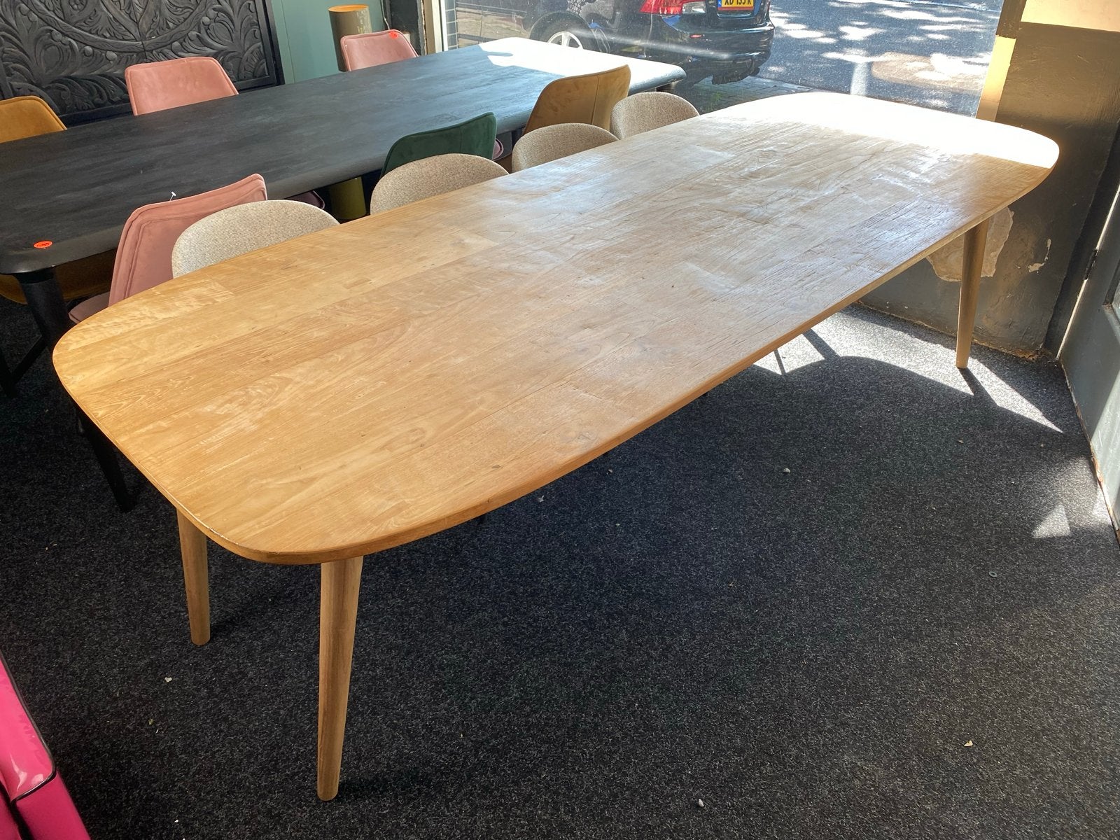 Tabassum eettafel 220x100 cm deens ovaal gerecycled teak, Ophalen, 100 tot 150 cm, Vijf personen of meer, Overige vormen