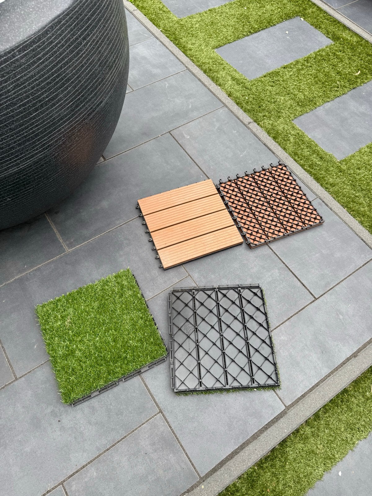 IKEA RUNNEN vlondertegels per stuk | kunstgras & houtlook 30, Tuin en Terras, Ophalen, Kunstgras, Gebruikt, Minder dan 10 m²