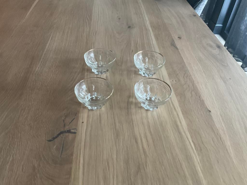Vier antieke bowlglaasjes, goudkleurig randje, Antiek en Kunst, Ophalen of Verzenden