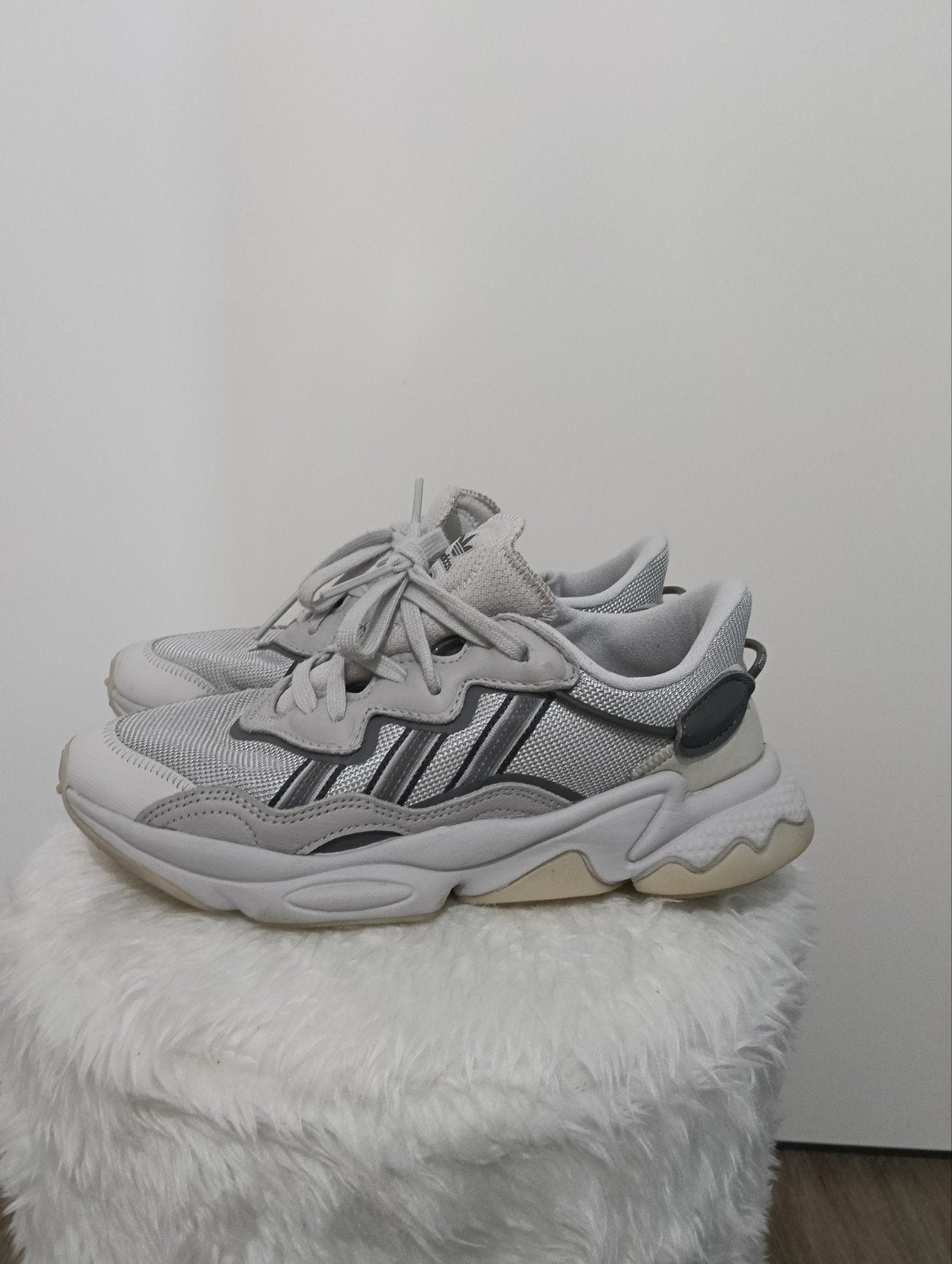 Adidas Ozweego sneakers maat 40, Adidas, Ophalen of Verzenden, Sneakers of Gympen, Grijs