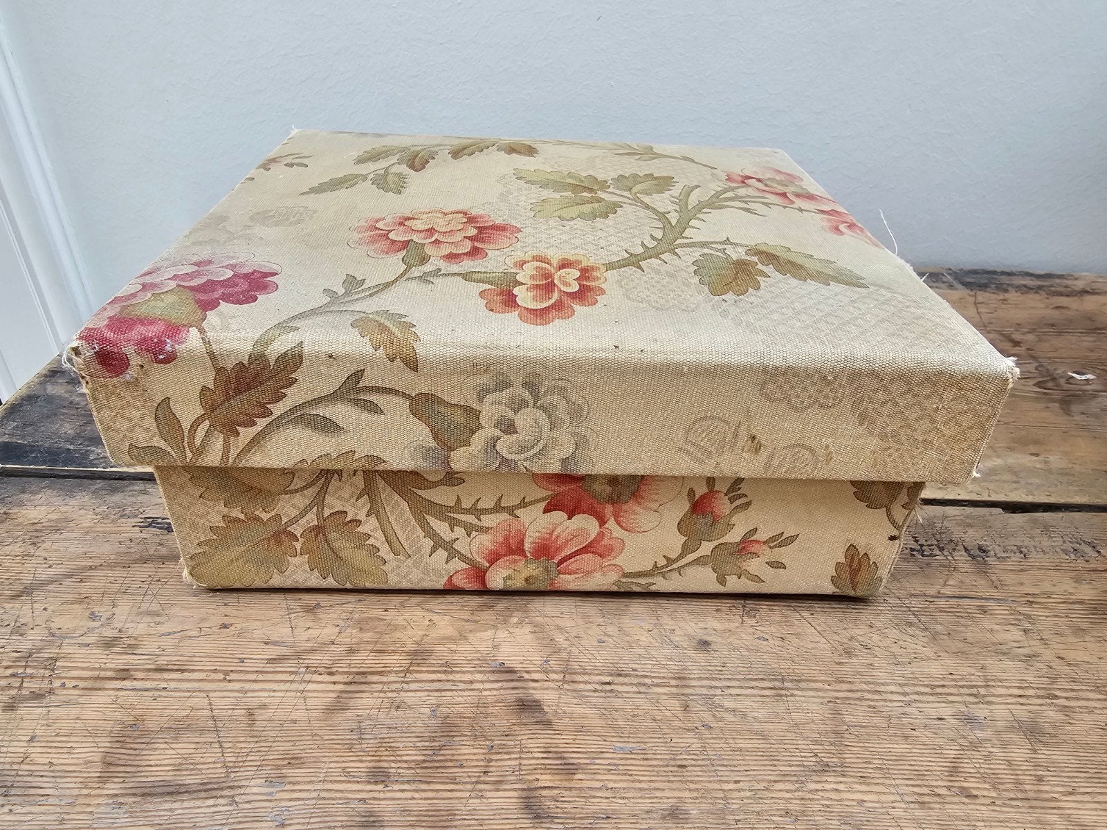 Oude brocante franse stoffendoos 2, Ophalen of Verzenden