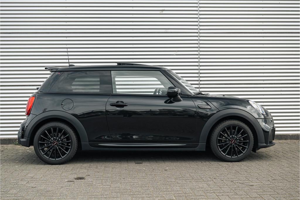 MINI Hatchback Cooper Rockingham GT JCW Automaat / Panoramad, Auto's, Gebruikt, Met garantie (alle), 4 stoelen, Leder en Stof