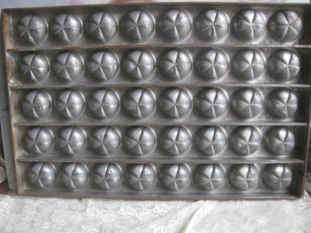 Grote Chocoladevorm met 40 Vormpjes - AR / Anton Reiche, Verzenden