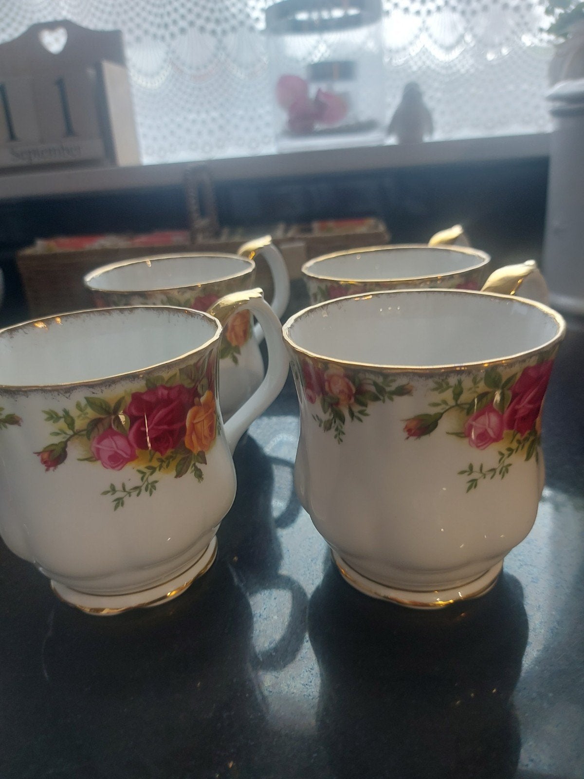 4 royal albert country roses mokken, Ophalen of Verzenden