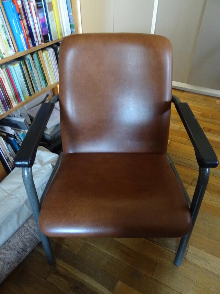 2 mooie industriële fauteuils - stoelen, Ophalen, Gebruikt, 75 tot 100 cm, 50 tot 75 cm